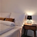 Biały Kruk Vis-a-vis Jasnej Góry Apartament Częstochowa