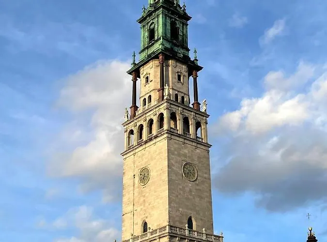 Apartment Bialy Kruk Vis-a-vis Jasnej Gory *