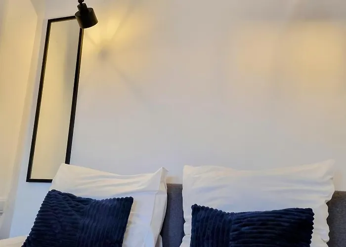 Bialy Kruk Vis-a-vis Jasnej Gory Apartment Czestochowa