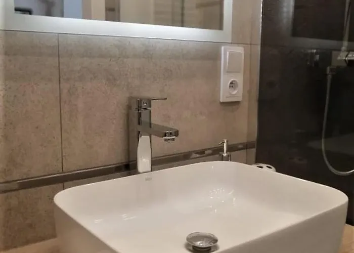 Apartment Bialy Kruk Vis-a-vis Jasnej Gory