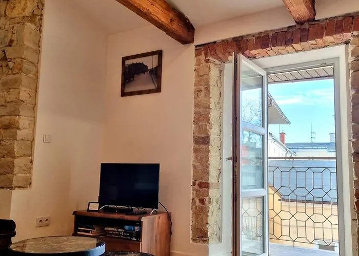 Apartment Bialy Kruk Vis-a-vis Jasnej Gory Czestochowa